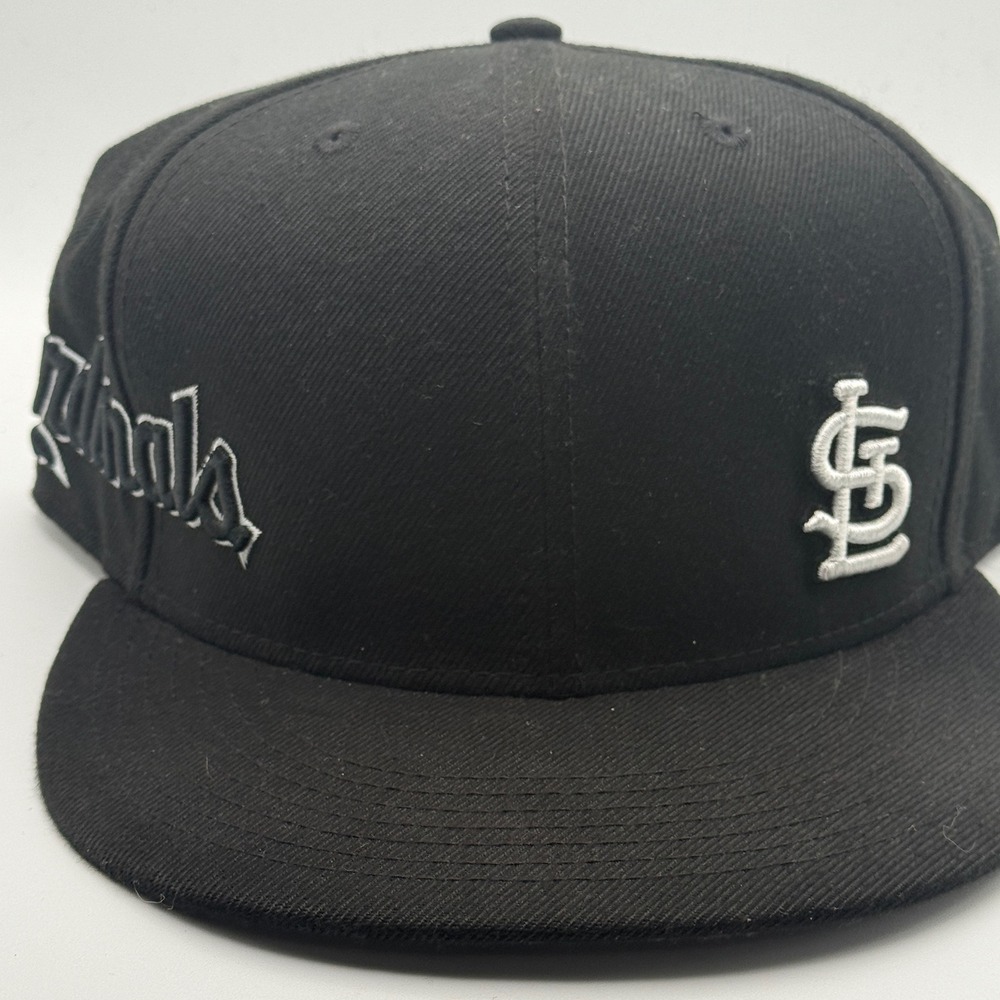 New Era St Louis Cardinals 59FIFTY Fitted Hat Black White Size 7 5/8 MLB Cap